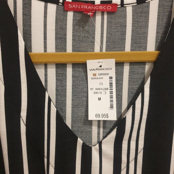 Black and white striped tie-waist dress, drop shoulder - Picture 2 of 3